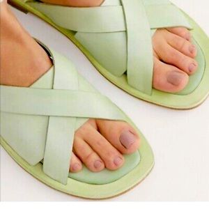 Free people Del Mar pistachio sandals